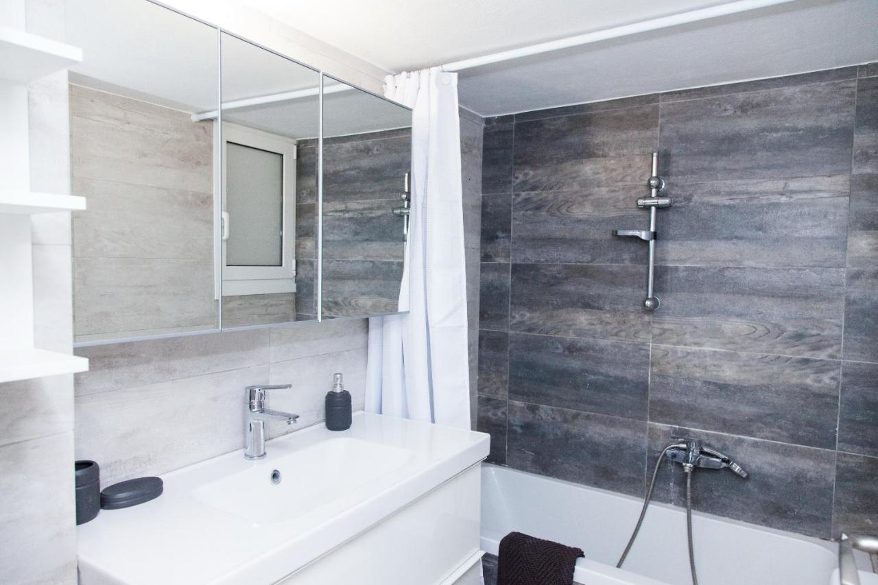 Elegant Apt In Kifisia! Daire Atina Dış mekan fotoğraf
